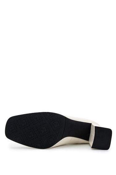  Tamer Tanca Kadın Hakiki Deri Bej Topuklu Ayakkabı