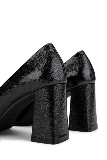  Tamer Tanca Kadın Hakiki Deri Siyah Topuklu Ayakkabı