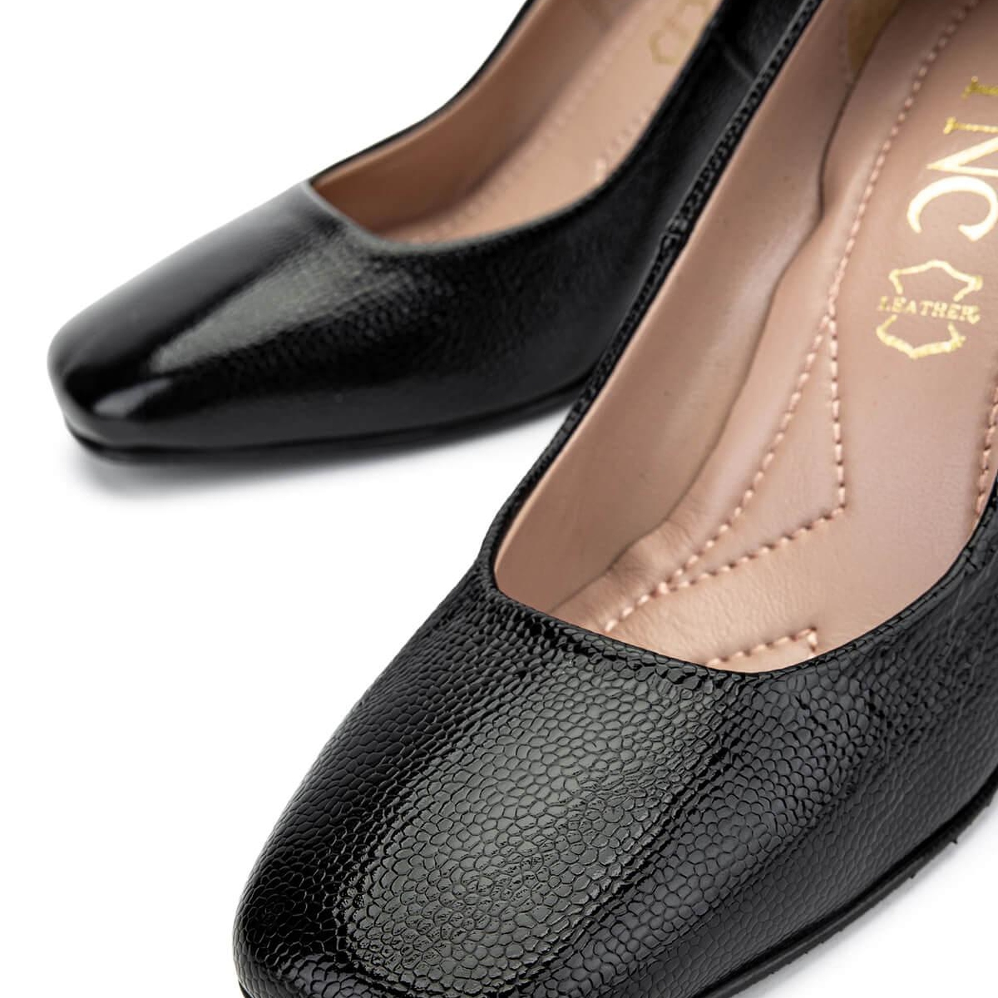 Tamer Tanca Kadın Hakiki Deri Siyah Topuklu Ayakkabı