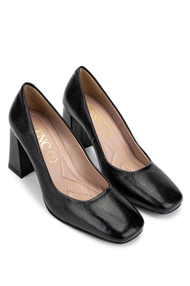  Tamer Tanca Kadın Hakiki Deri Siyah Topuklu Ayakkabı