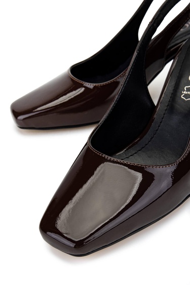  Tamer Tanca Kadın Vegan Kahverengi Rugan Topuklu Ayakkabı