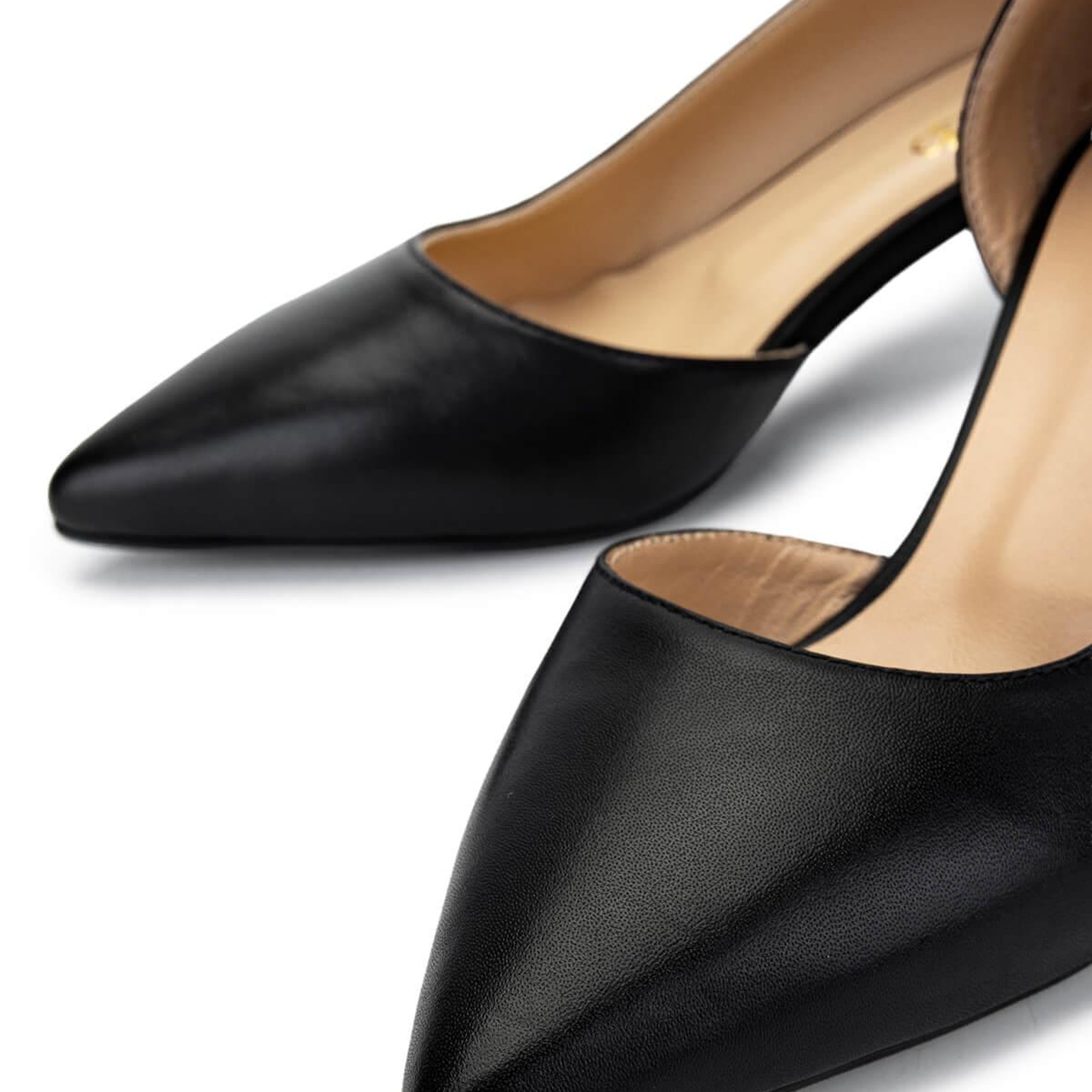 Tamer Tanca Kadın Hakiki Deri Siyah Topuklu Ayakkabı