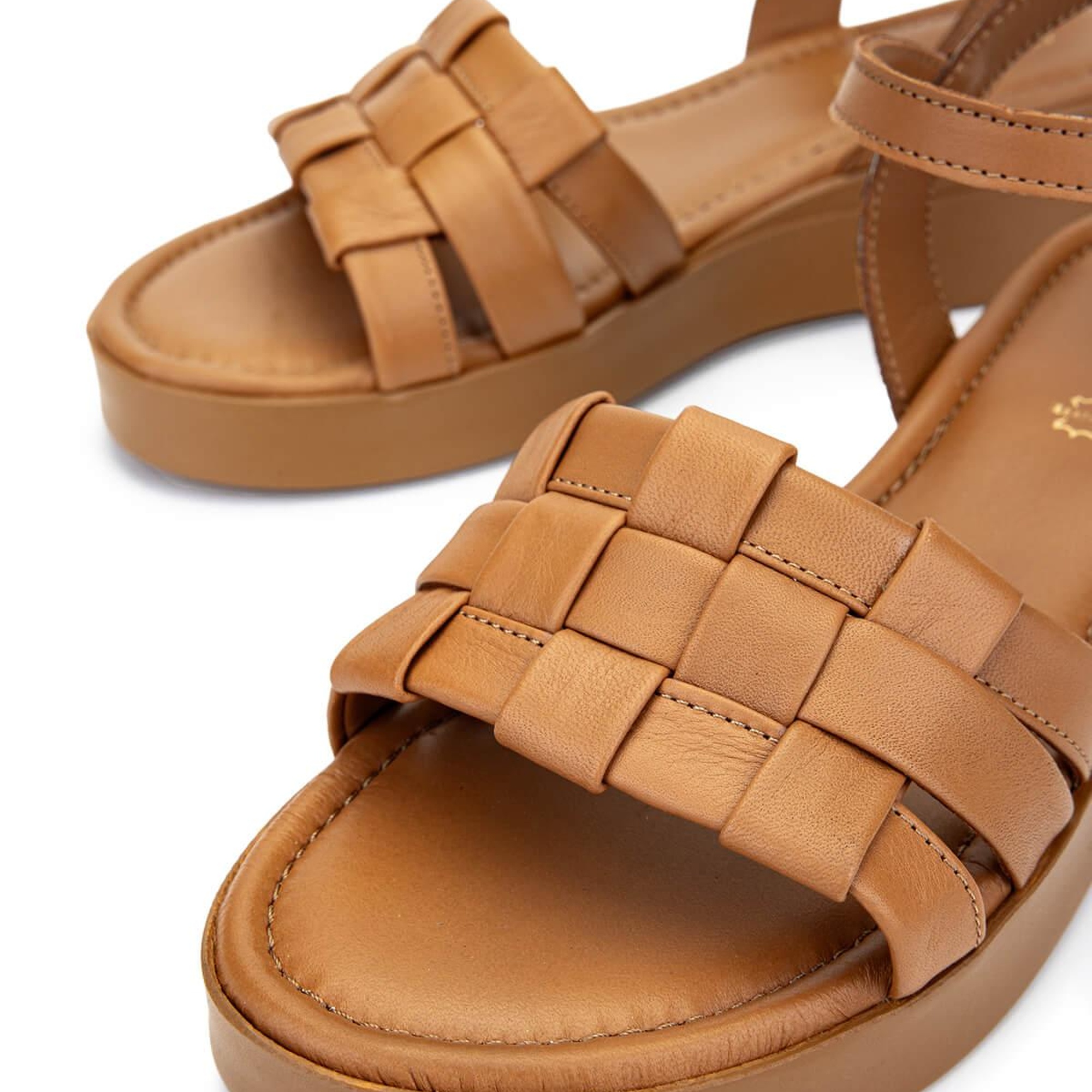 Tamer Tanca Kadın Hakiki Deri Taba Düz Sandalet