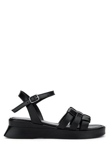  Tamer Tanca Kadın Hakiki Deri Siyah Deri Düz Sandalet