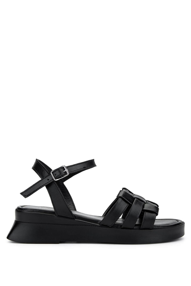  Tamer Tanca Kadın Hakiki Deri Siyah Deri Düz Sandalet