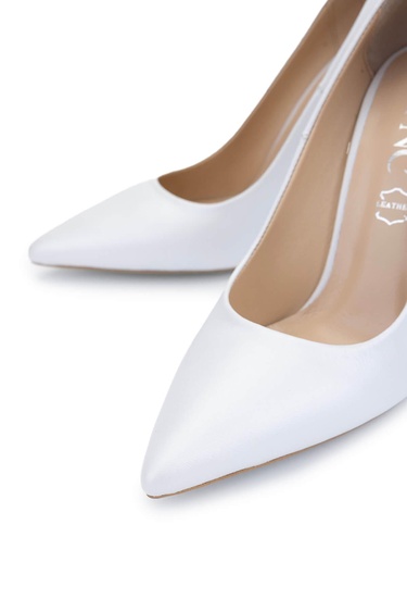  Tamer Tanca Kadın Hakiki Deri Beyaz Sedef Topuklu Ayakkabı