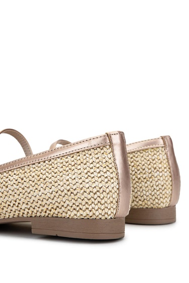  Tamer Tanca Kadın Hakiki Deri Krem Babet Ayakkabı