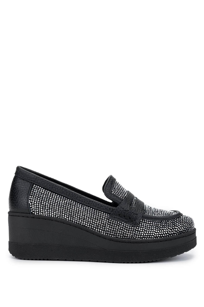  Tamer Tanca Kadın Hakiki Deri Beyaz Taşlı Loafer Ayakkabı