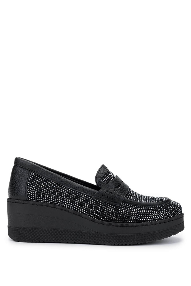  Tamer Tanca Kadın Hakiki Deri Siyah Taşlı Loafer Ayakkabı