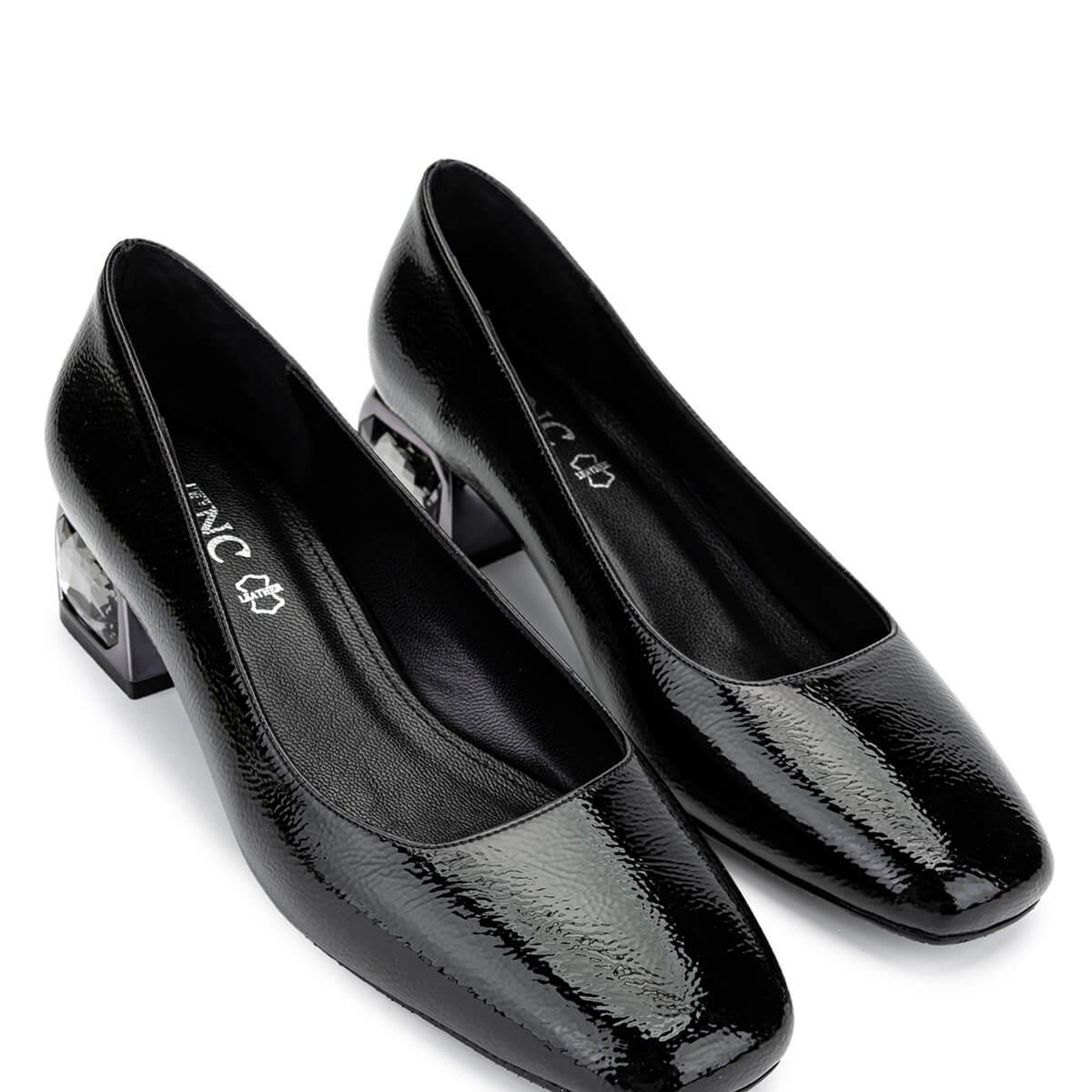 Tamer Tanca Kadın Vegan Siyah Rugan Topuklu Ayakkabı