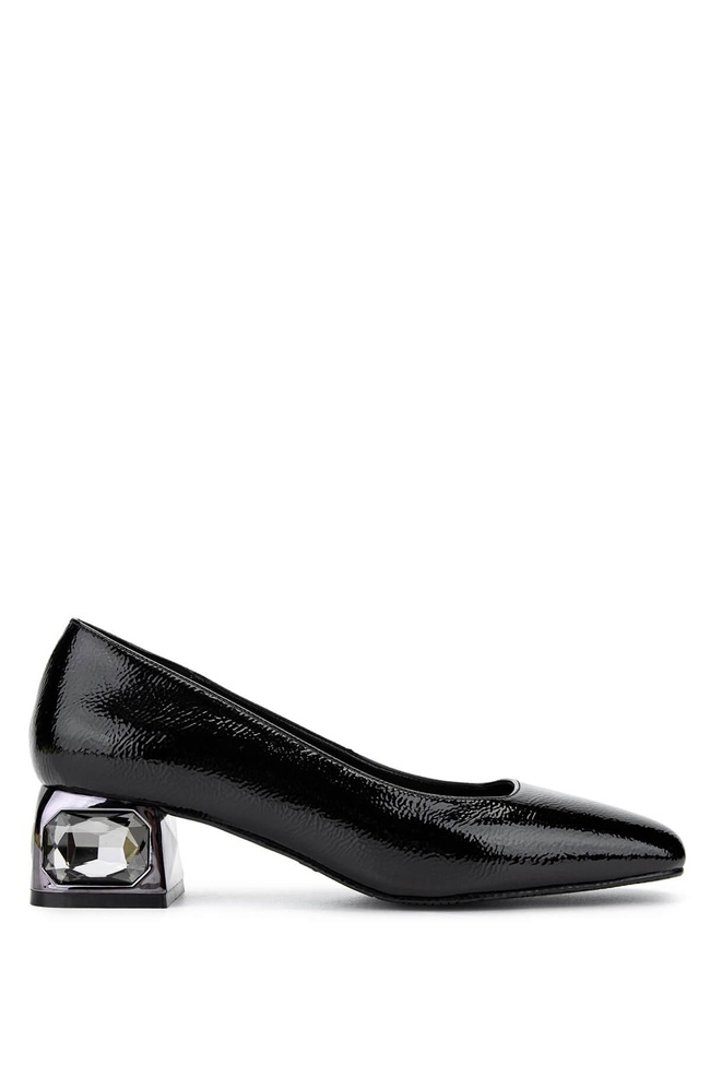  Tamer Tanca Kadın Vegan Siyah Rugan Topuklu Ayakkabı