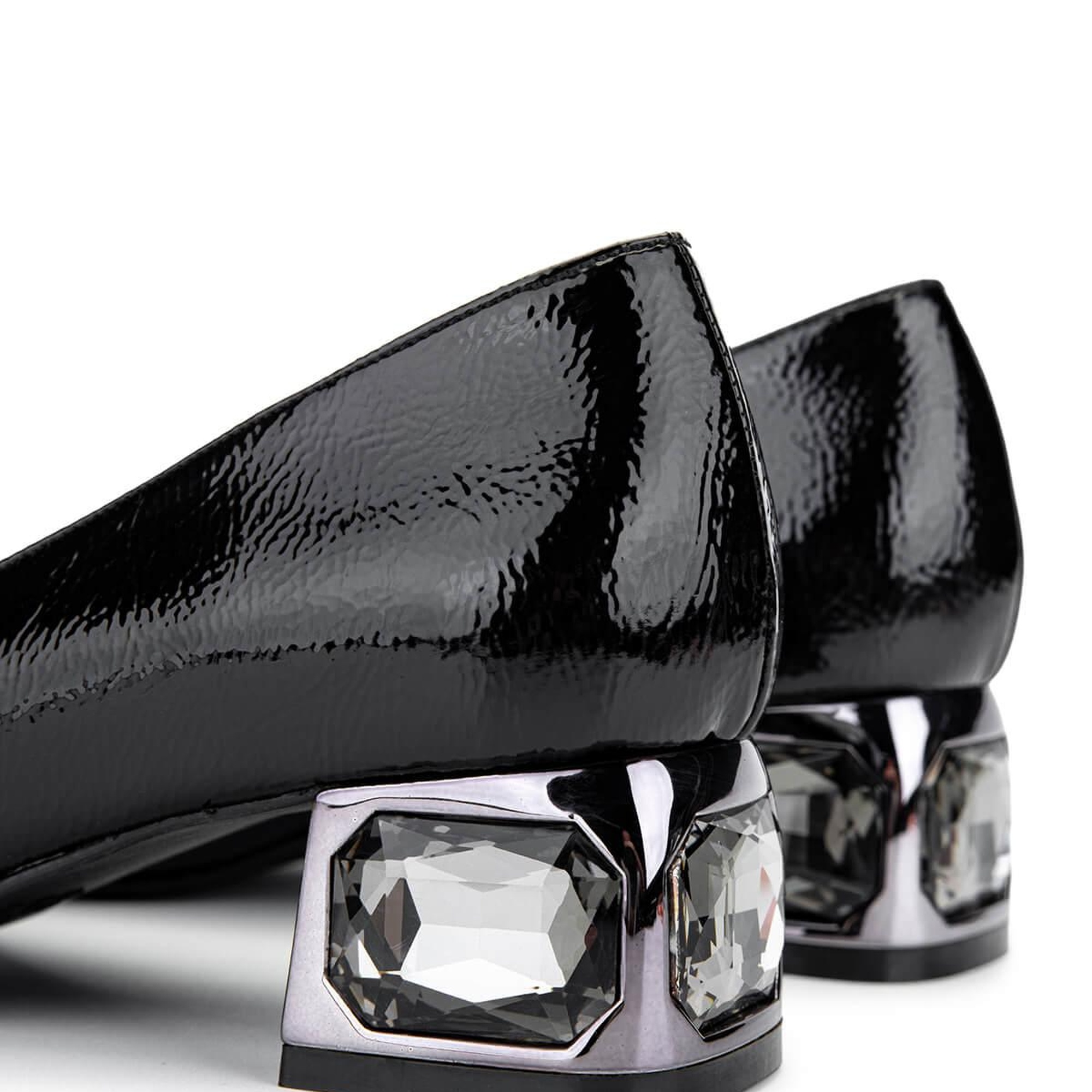 Tamer Tanca Kadın Vegan Siyah Rugan Topuklu Ayakkabı