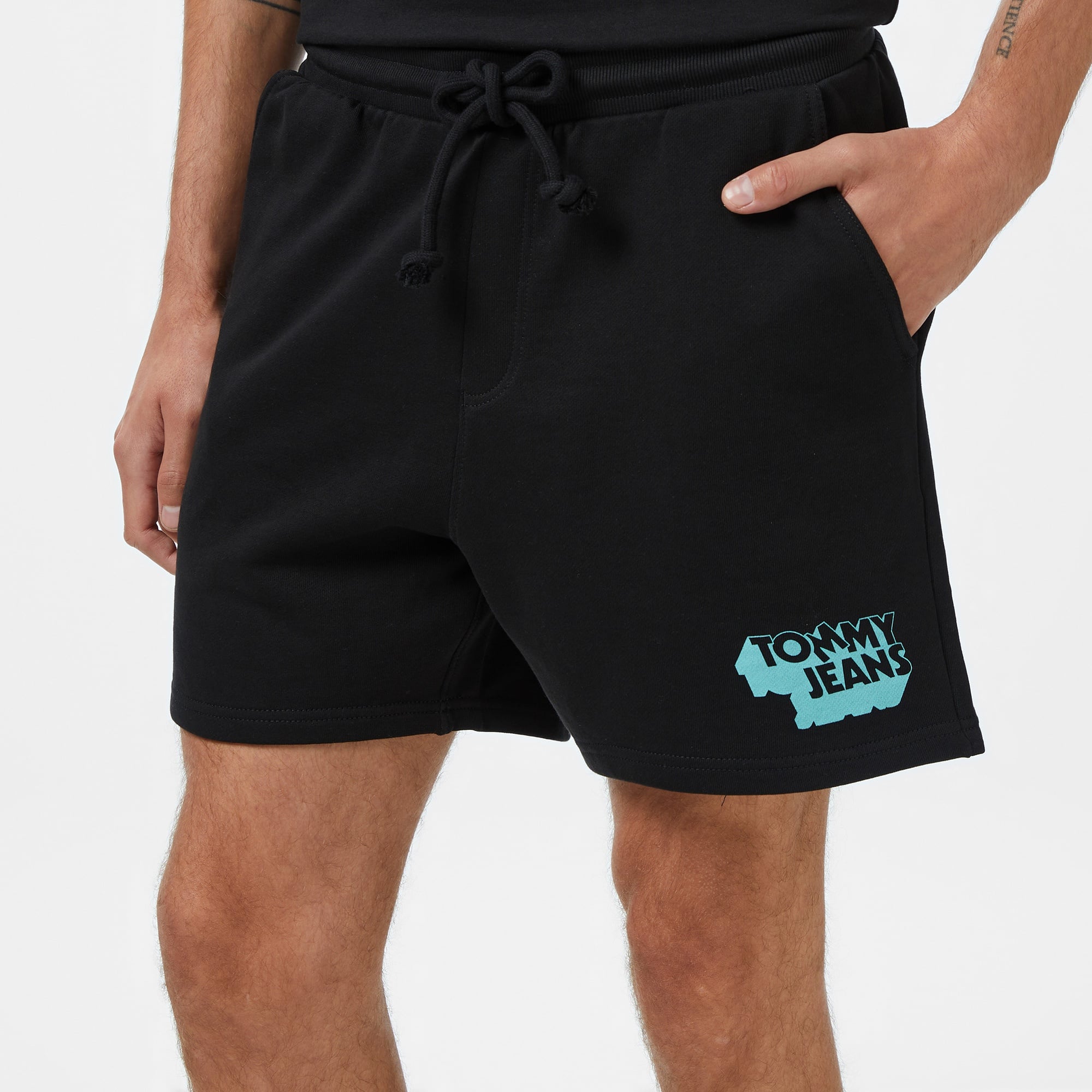 Tommy Jeans Stack Logo Erkek Siyah Şort