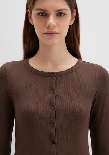  Mavi Düğme Detaylı Kahverengi Uzun Kollu Tişört Fitted / Vücuda Oturan Kesim 1613330-88067