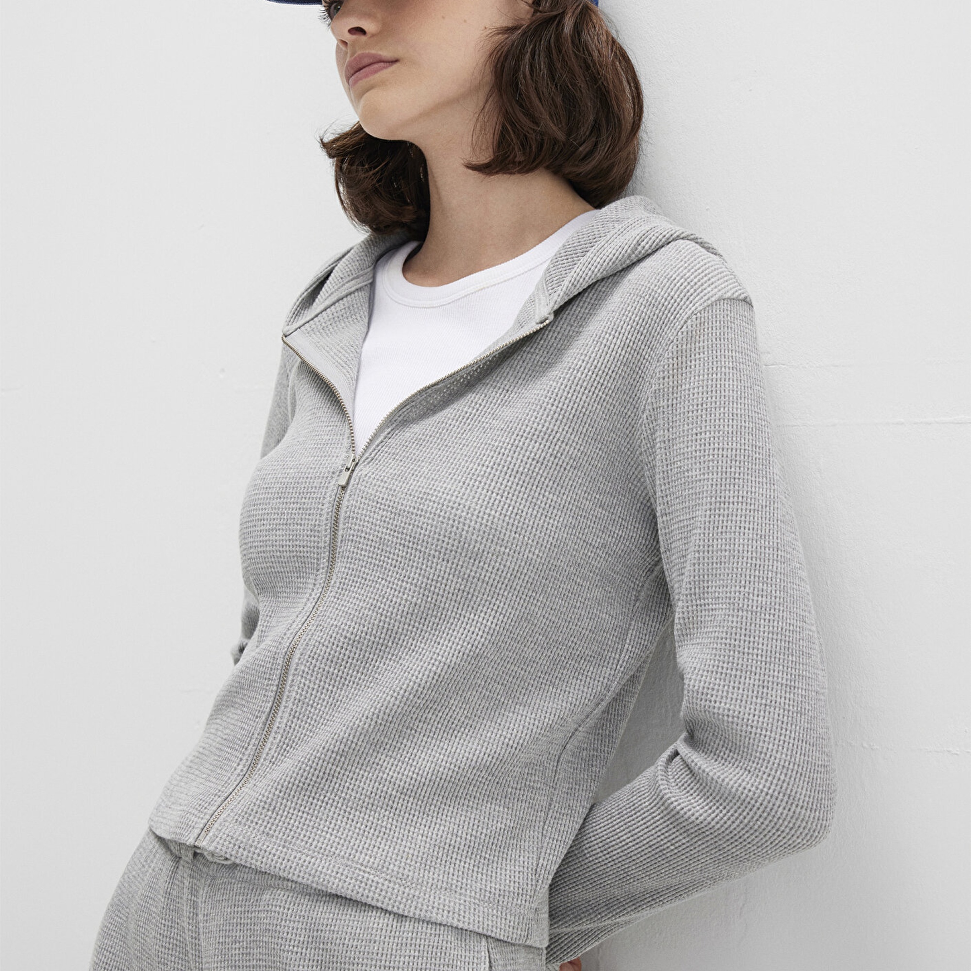 Mavi Fermuarlı Dokulu Gri Sweatshirt 1613383-80018