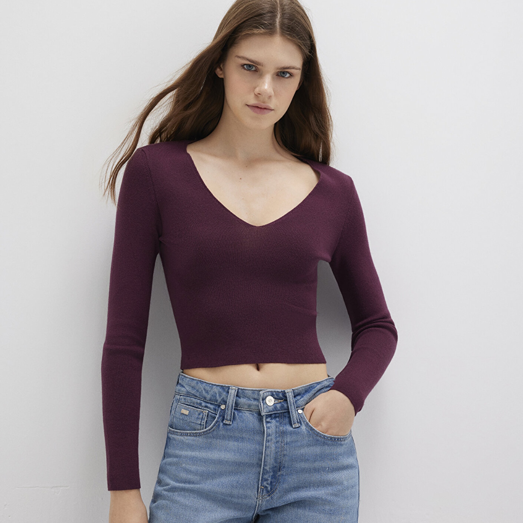 Mavi V Yaka Mor Kazak Crop / Kısa Kesim 1710122-87830