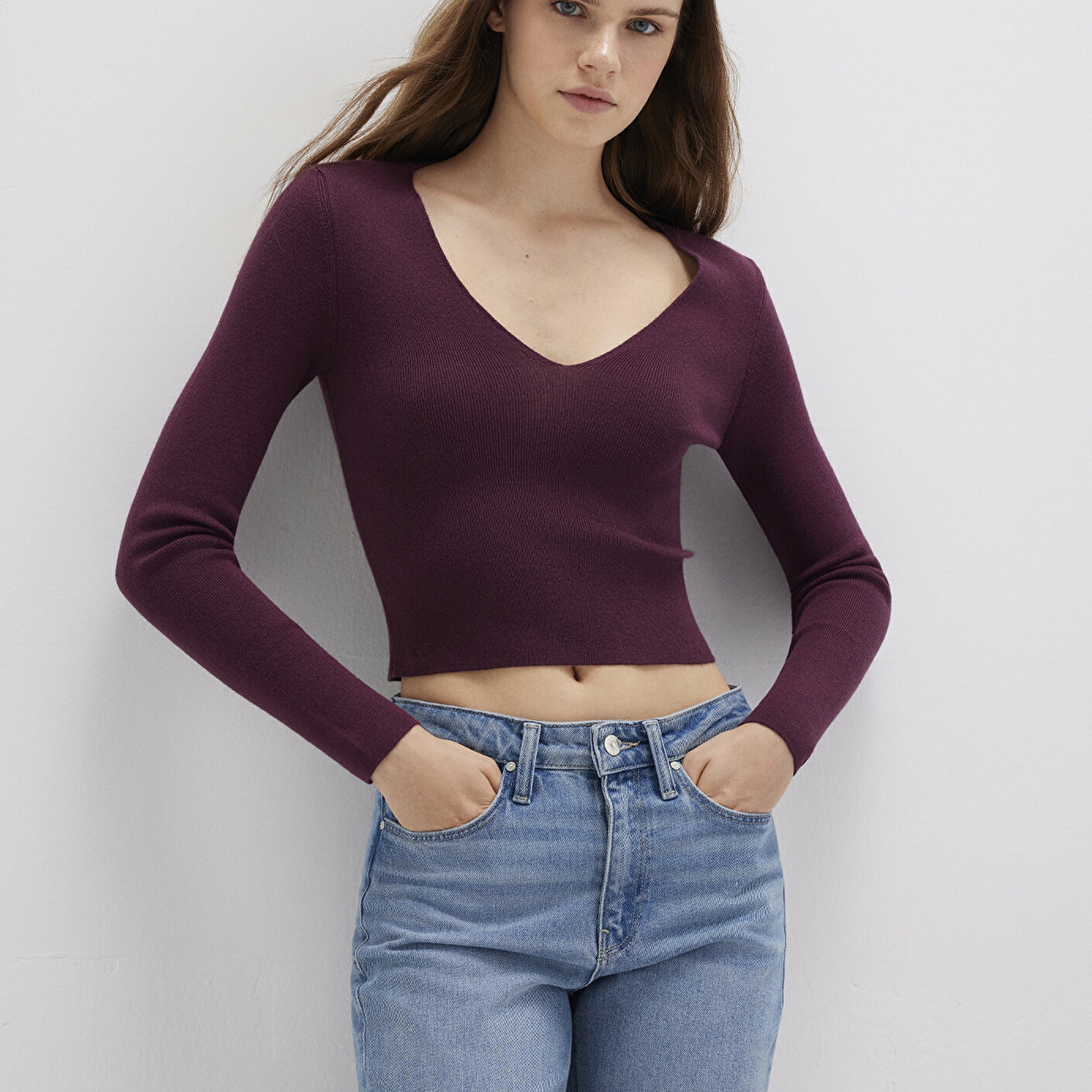 Mavi V Yaka Mor Kazak Crop / Kısa Kesim 1710122-87830