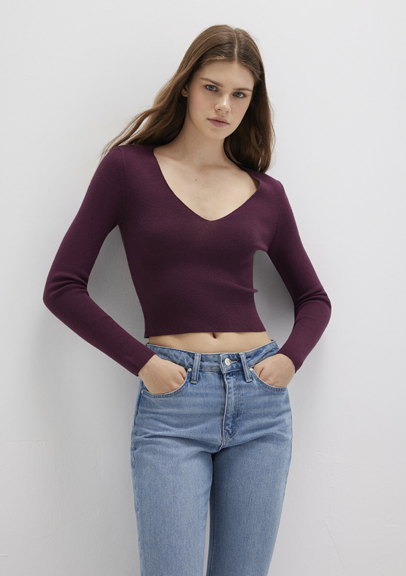  Mavi V Yaka Mor Kazak Crop / Kısa Kesim 1710122-87830