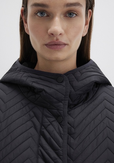  Mavi Kapüşonlu Kapitone Siyah Ceket Loose Fit / Bol Rahat Kesim 1110460-900