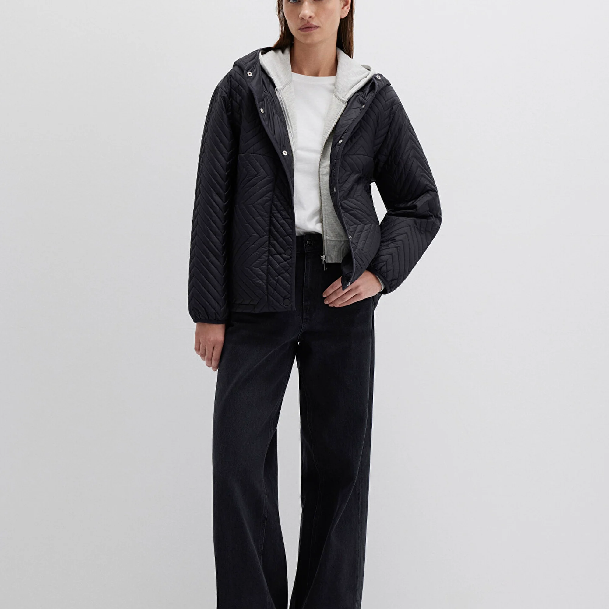 Mavi Kapüşonlu Kapitone Siyah Ceket Loose Fit / Bol Rahat Kesim 1110460-900