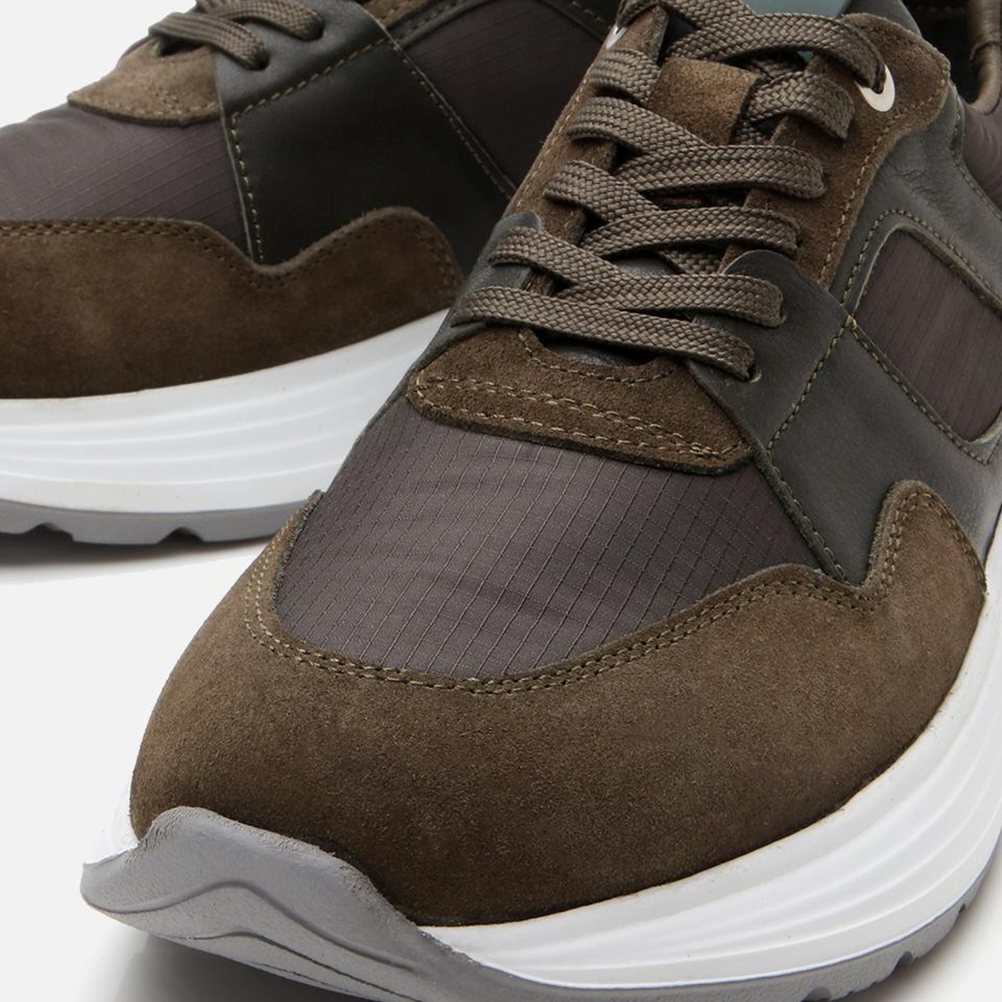 Erkek Süet Deri Haki Hafif Tabanlı Spor Ayakkabı