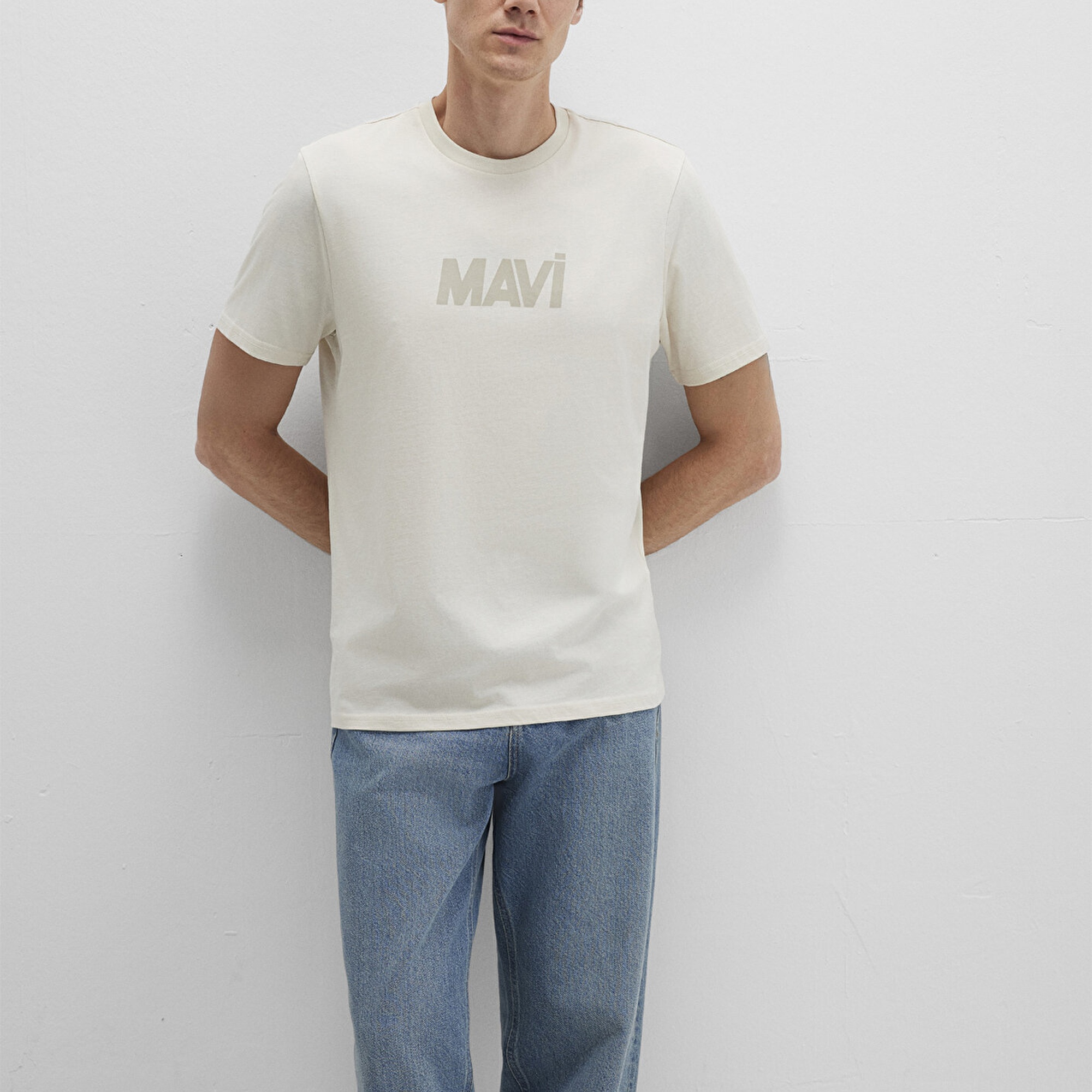 Mavi Mavi Logo Baskılı Bej Tişört Regular Fit / Normal Kesim 0612896-70134