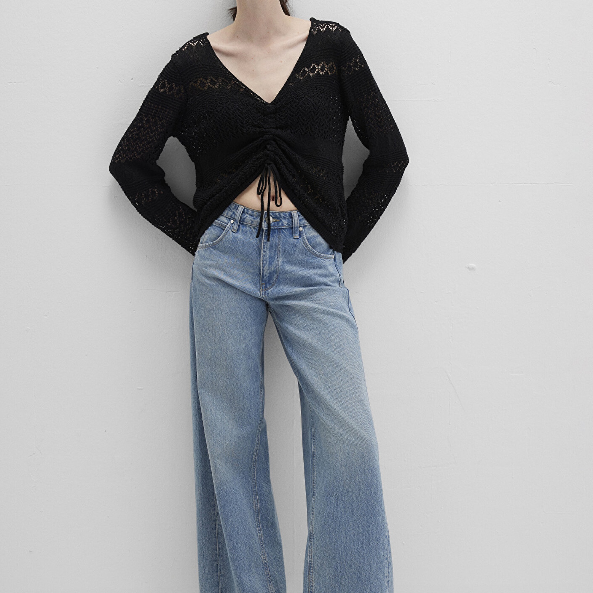 Mavi Bağcıklı Siyah Triko Top 1710758-900