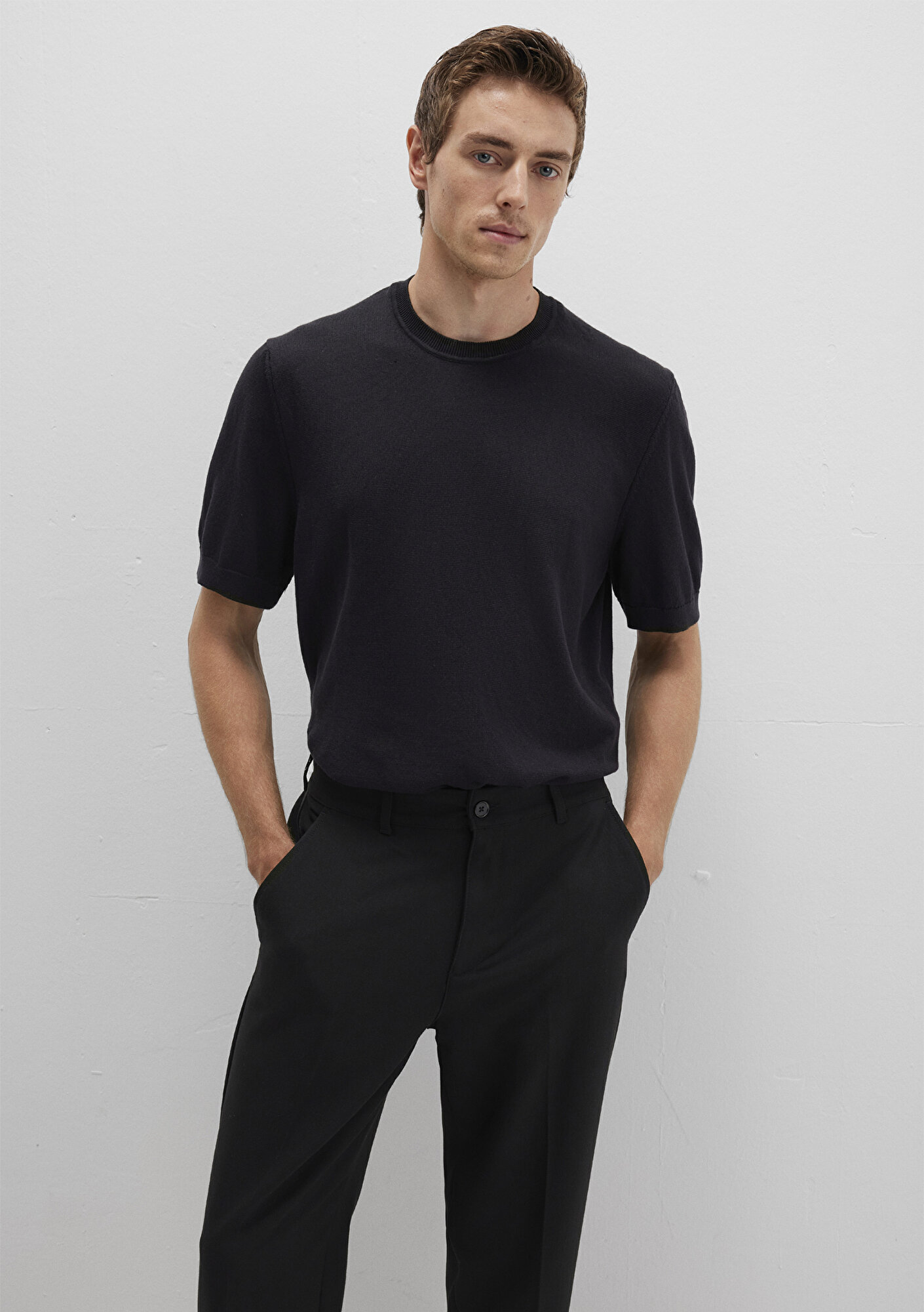  Mavi Kısa Kollu Siyah Triko Tişört Regular Fit / Normal Kesim 0710312-900