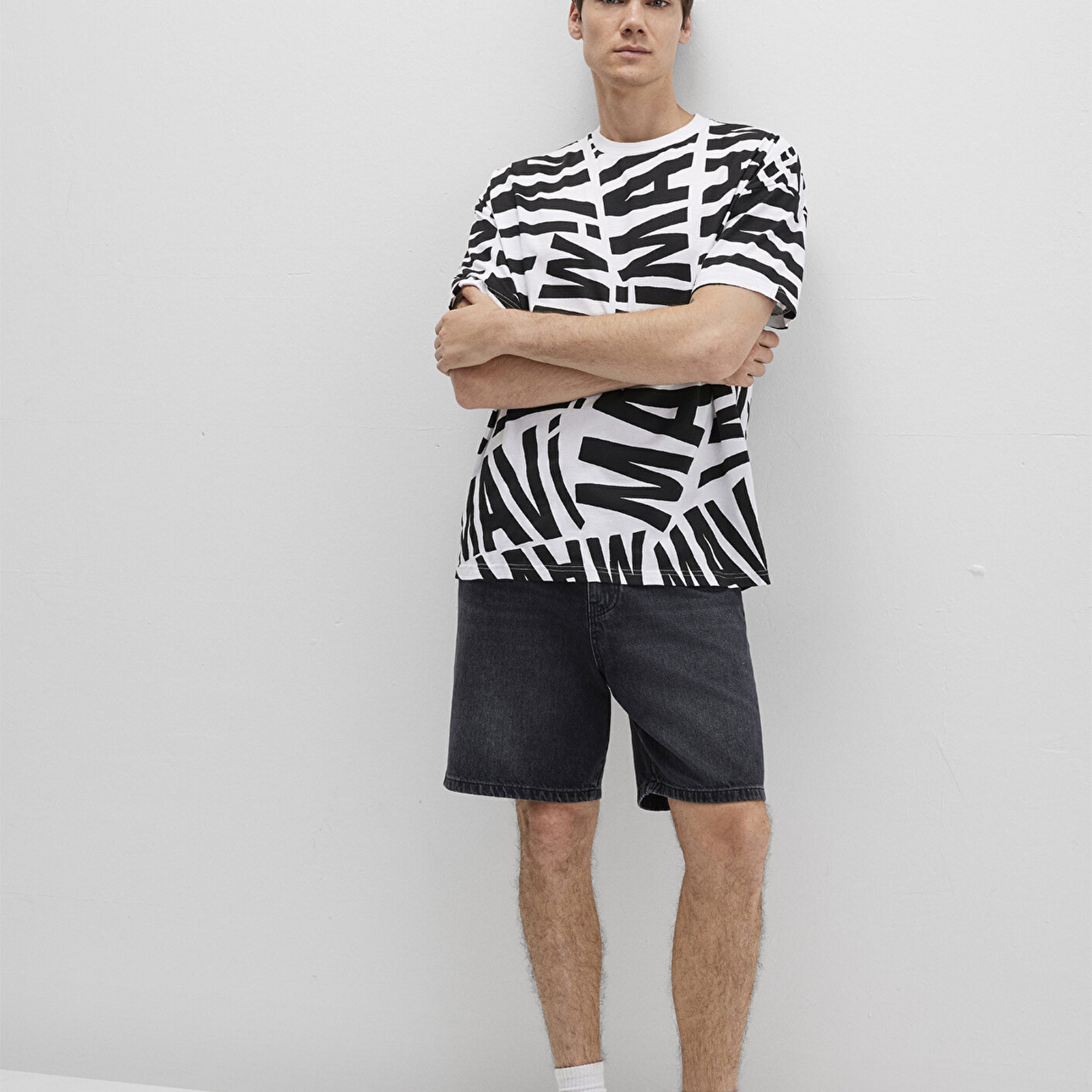 Mavi Mavi Logo Baskılı Siyah Tişört Oversize / Geniş Kesim 0610629-900