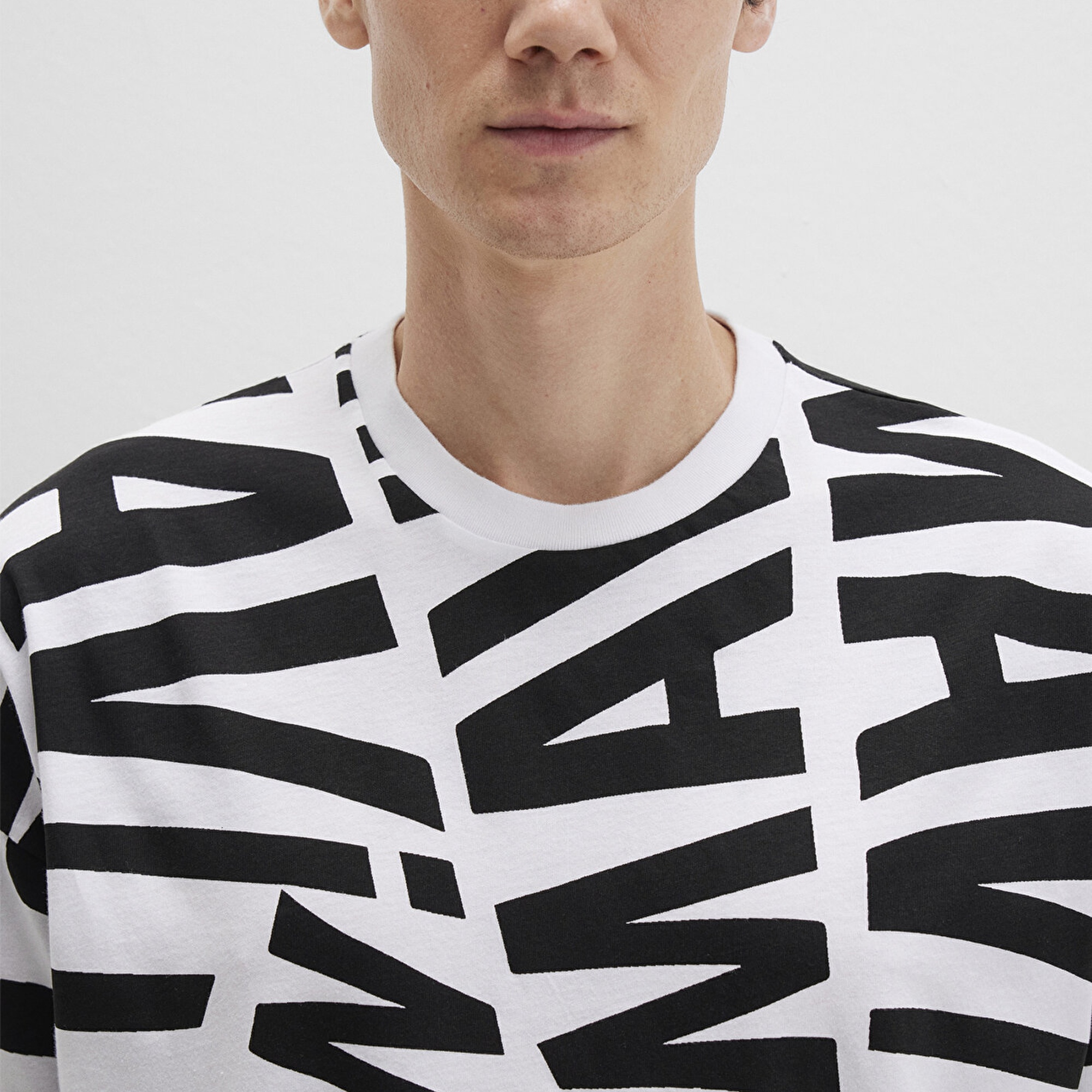 Mavi Mavi Logo Baskılı Siyah Tişört Oversize / Geniş Kesim 0610629-900