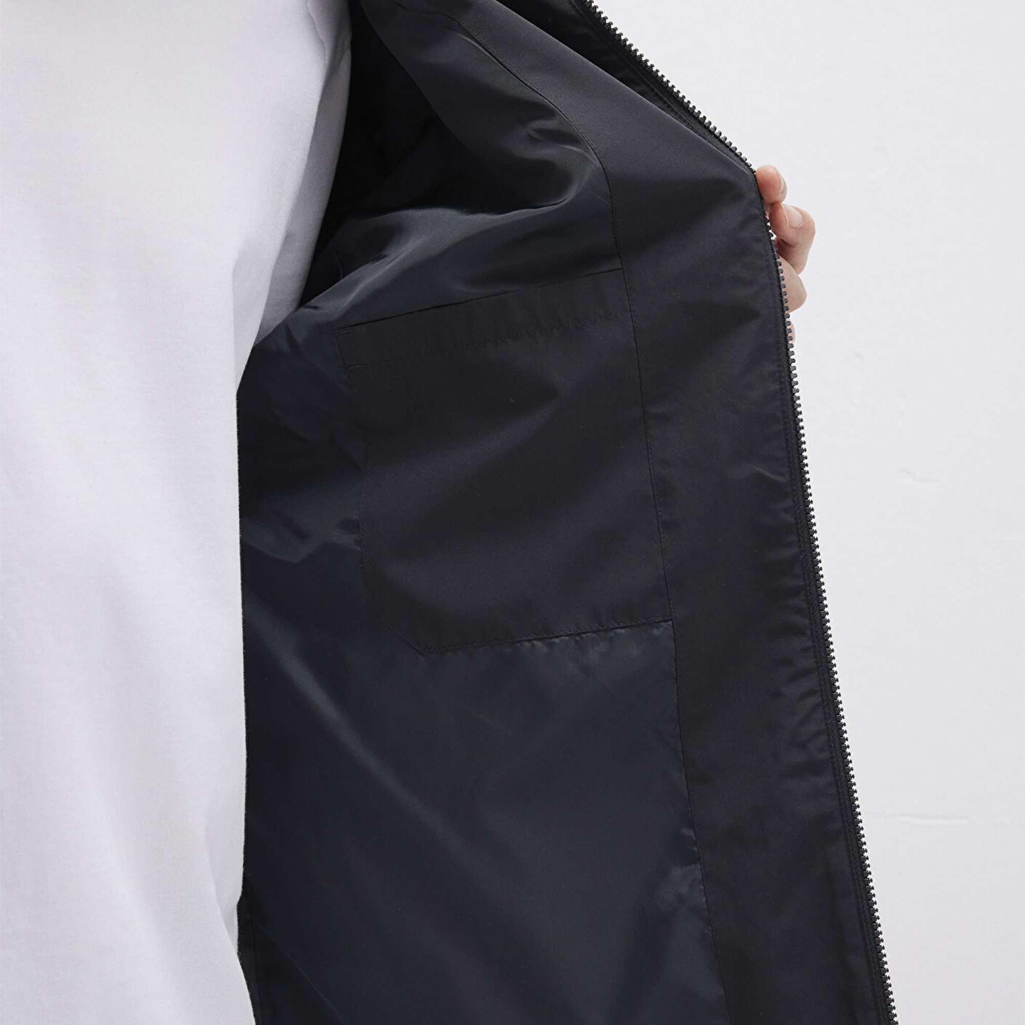 Mavi Kapüşonlu Siyah Ceket Oversize / Geniş Kesim 0110641-71379