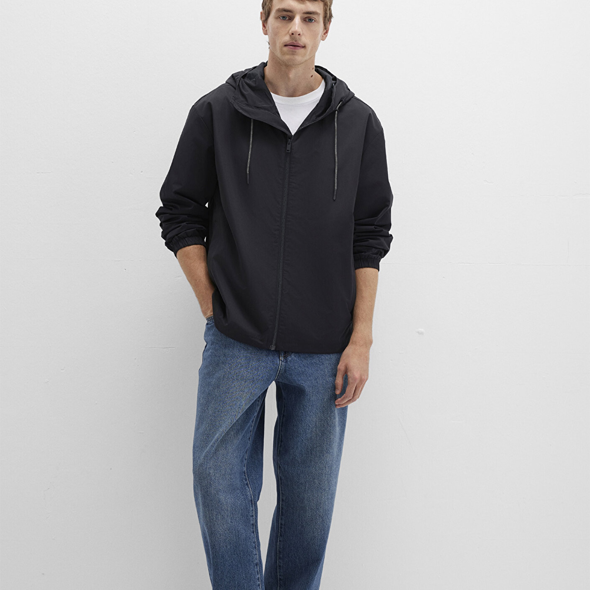 Mavi Kapüşonlu Siyah Ceket Oversize / Geniş Kesim 0110641-71379