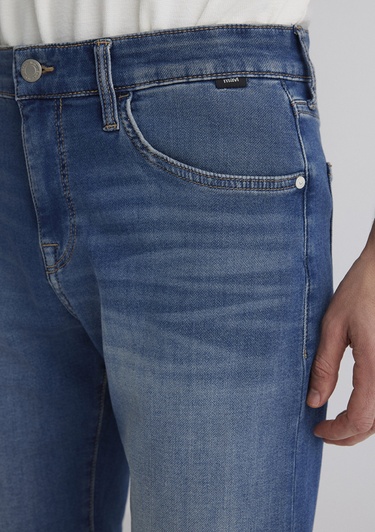  Mavi Brian Sporty Koyu Mavi Jean Şort 0418490389