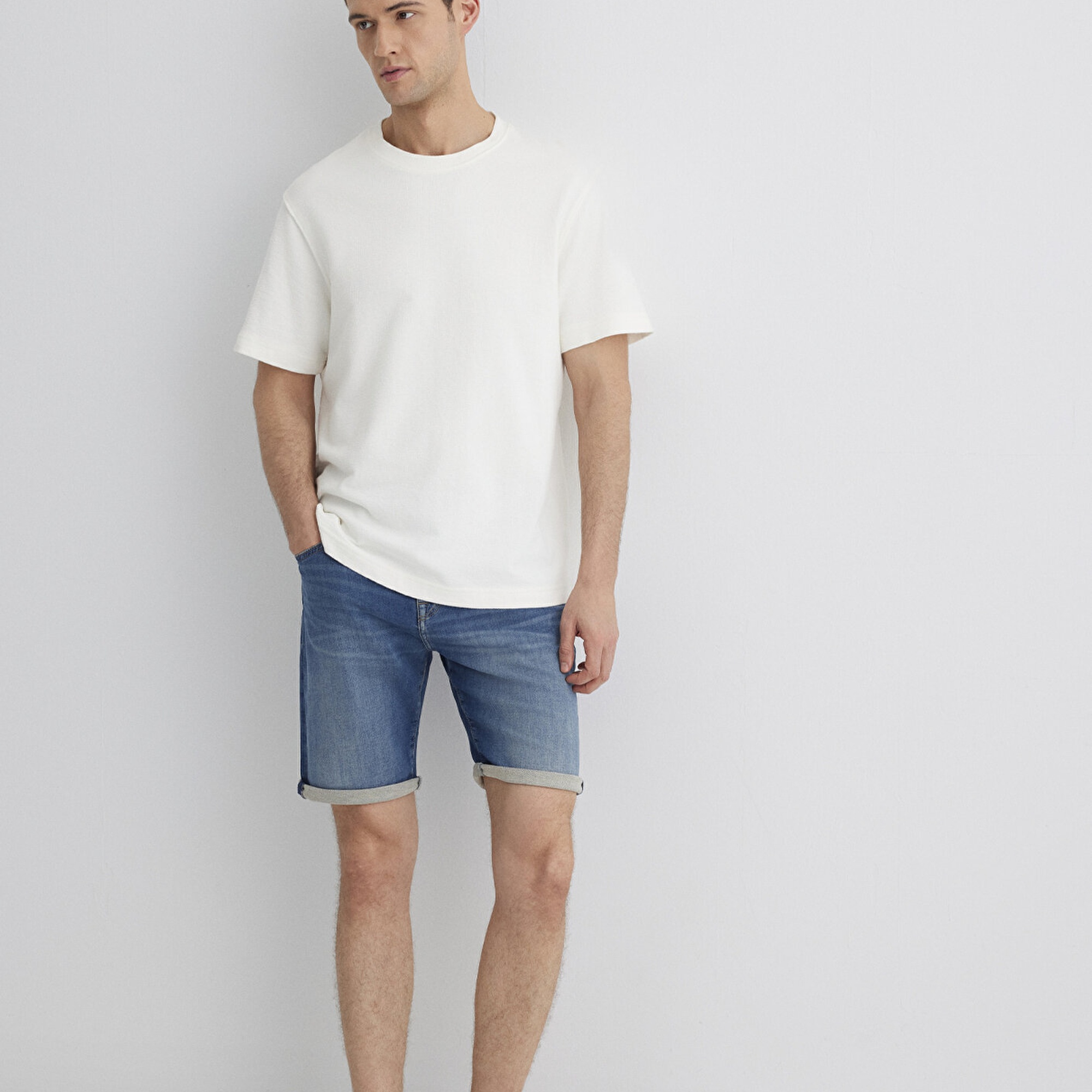 Mavi Brian Sporty Koyu Mavi Jean Şort 0418490389