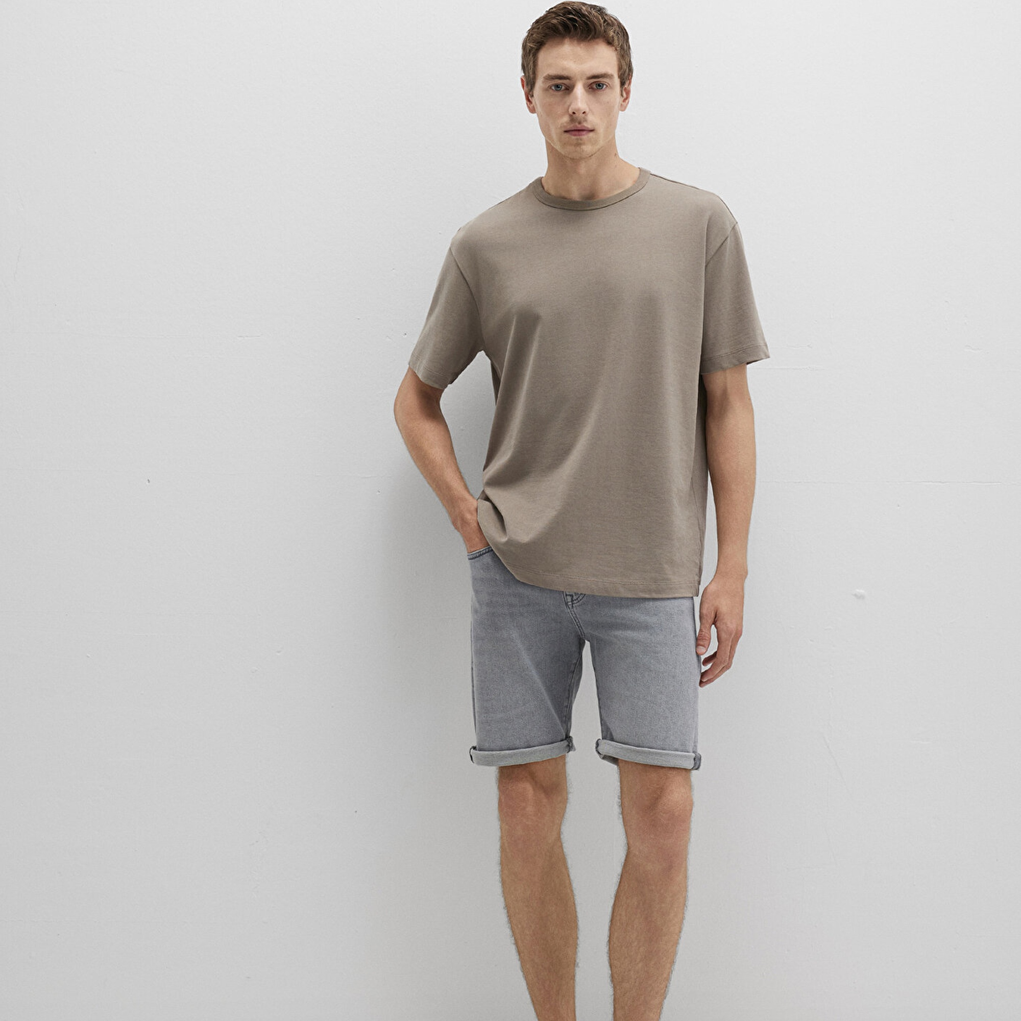 Mavi Brian 90lar Açık Gri Jean Şort 0418489820