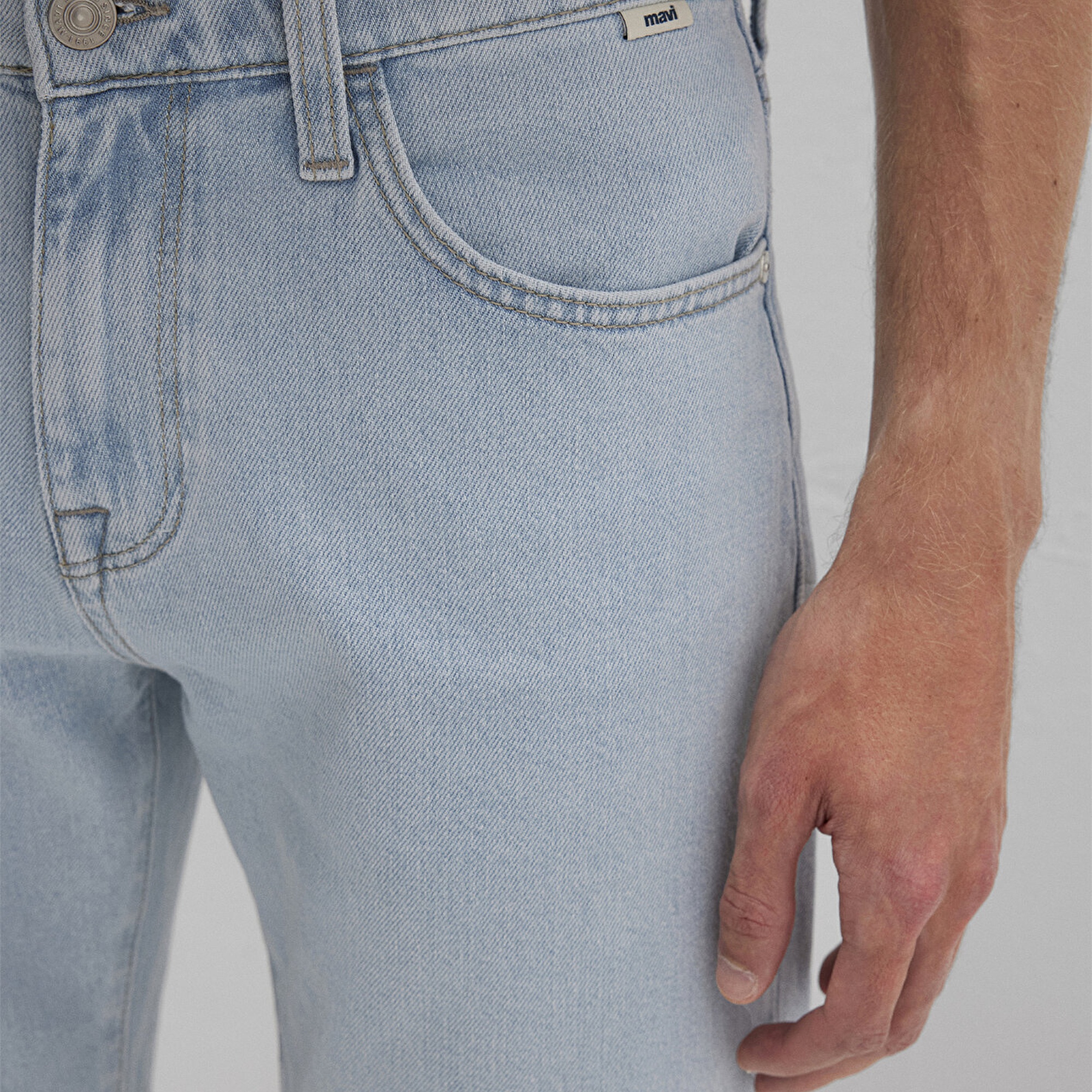 Mavi Brian 90lar Buz Mavi Jean Şort 0418489808