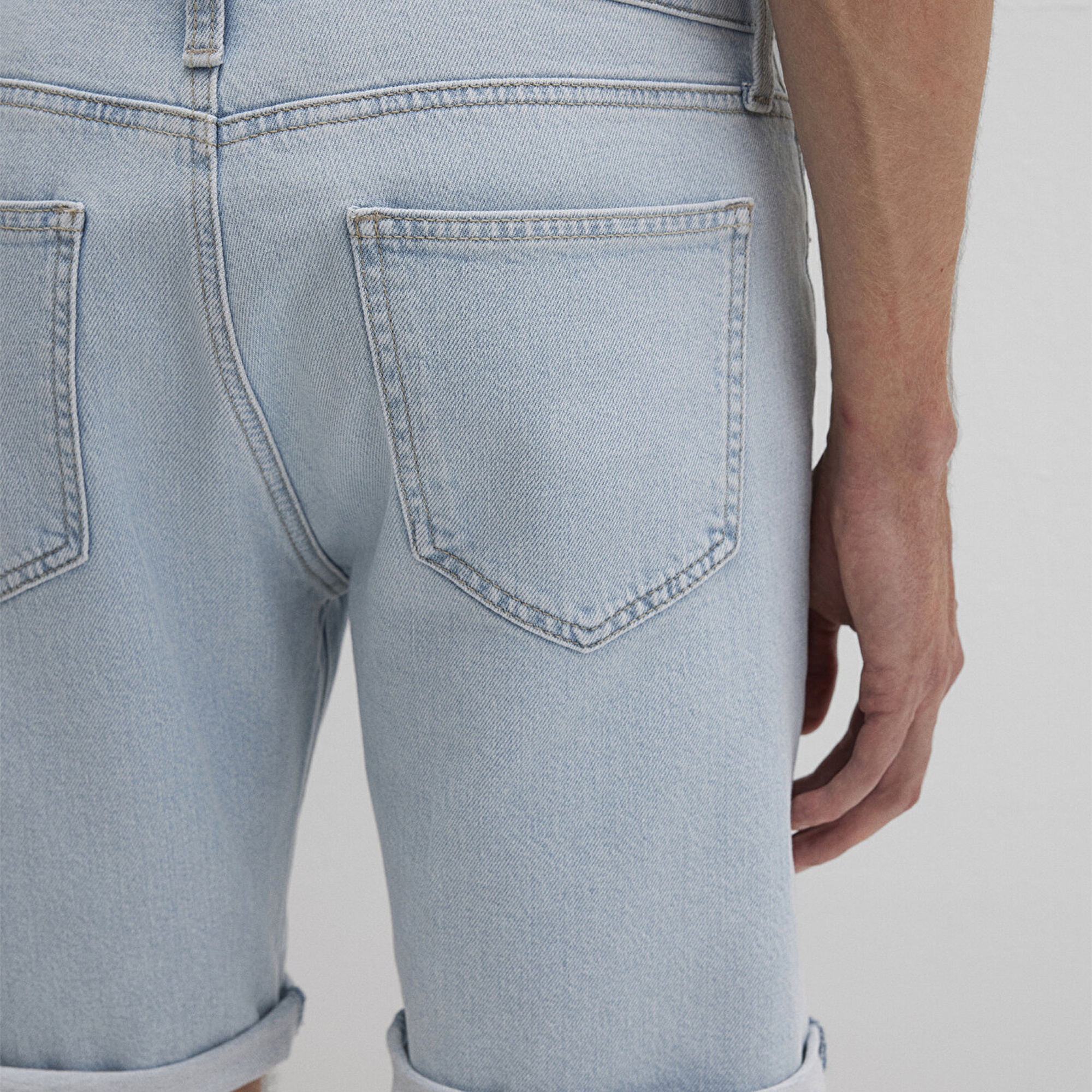 Mavi Brian 90lar Buz Mavi Jean Şort 0418489808