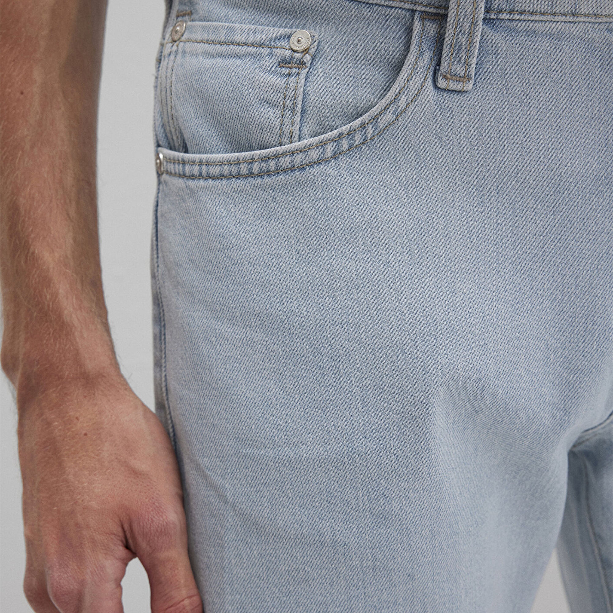 Mavi Brian 90lar Buz Mavi Jean Şort 0418489808