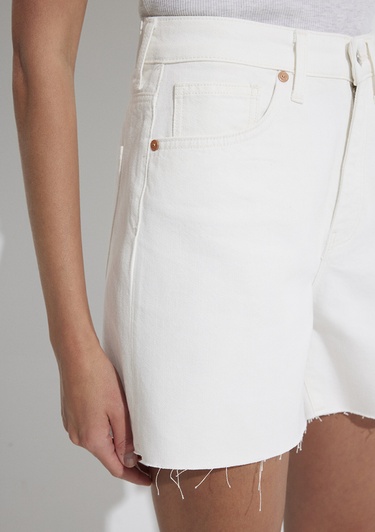  Mavi Millie 90lar Beyaz Jean Şort 1458989753