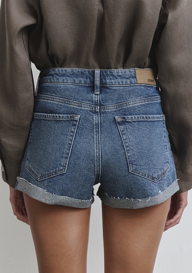  Mavi Fiora 90lar Puslu Indigo Mavisi Jean Şort 1411222-89780