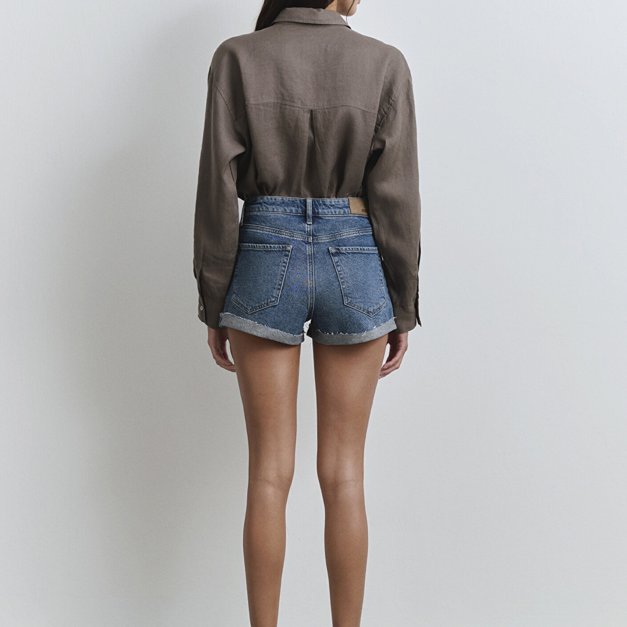 Mavi Fiora 90lar Puslu Indigo Mavisi Jean Şort 1411222-89780