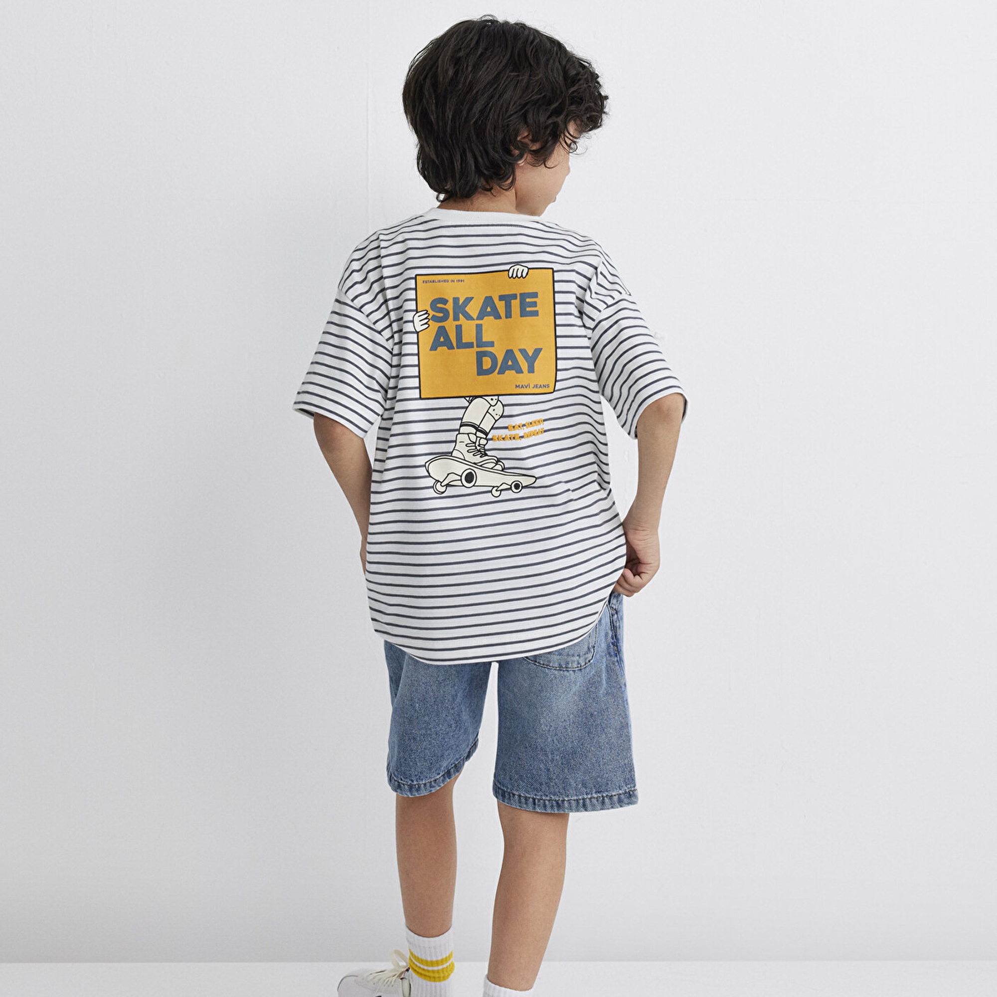 Mavi Skate All Day Baskılı Gri Tişört Oversize / Geniş Kesim 6610263-89187