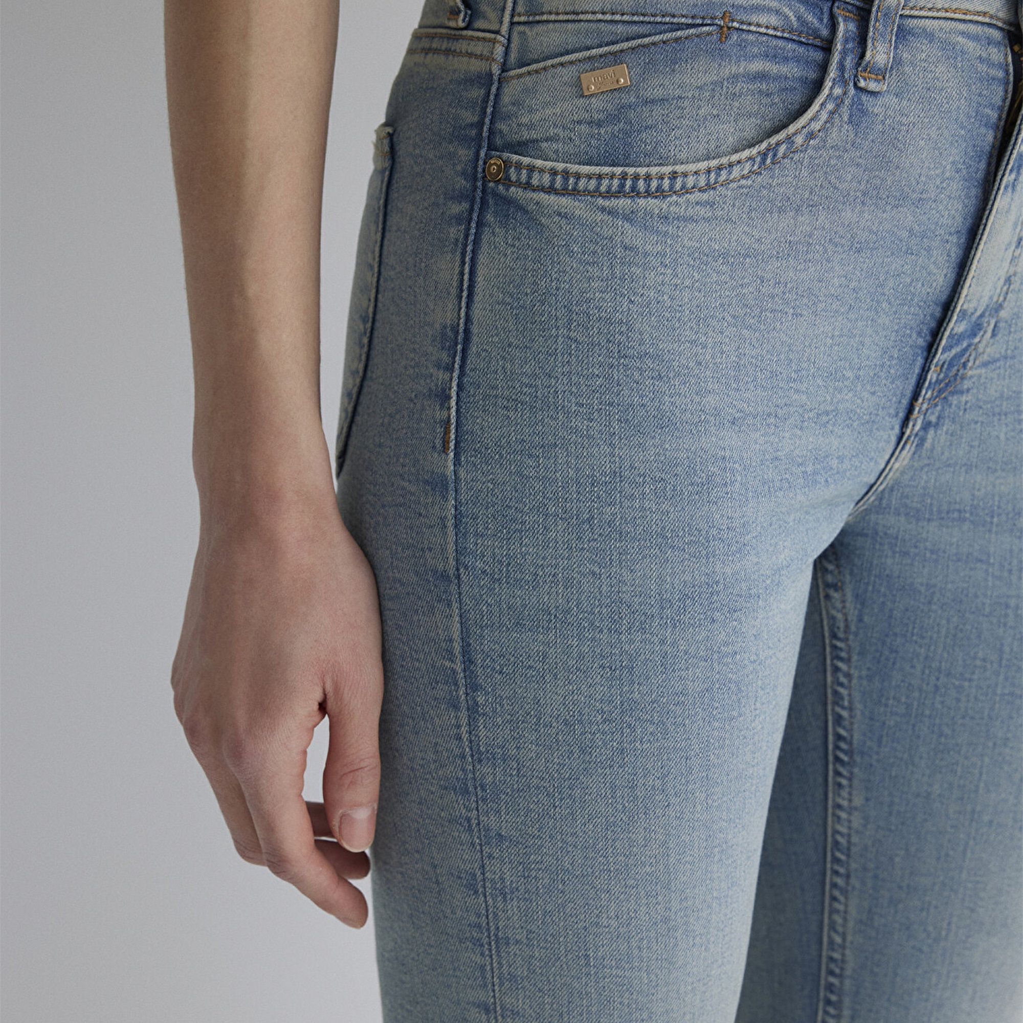 Mavi Maria Mavi Premium Puslu Açık Mavi Jean Pantolon 101225-89221