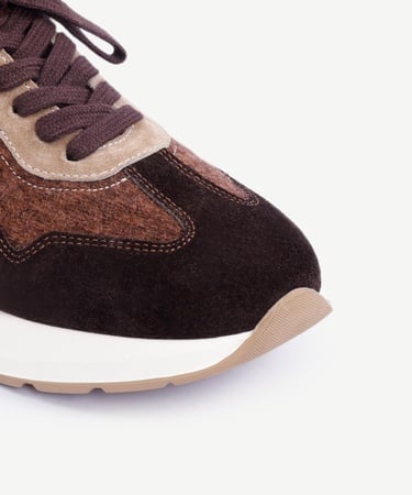  YARGICI Kalın Tabanlı Spor Ayakkabı