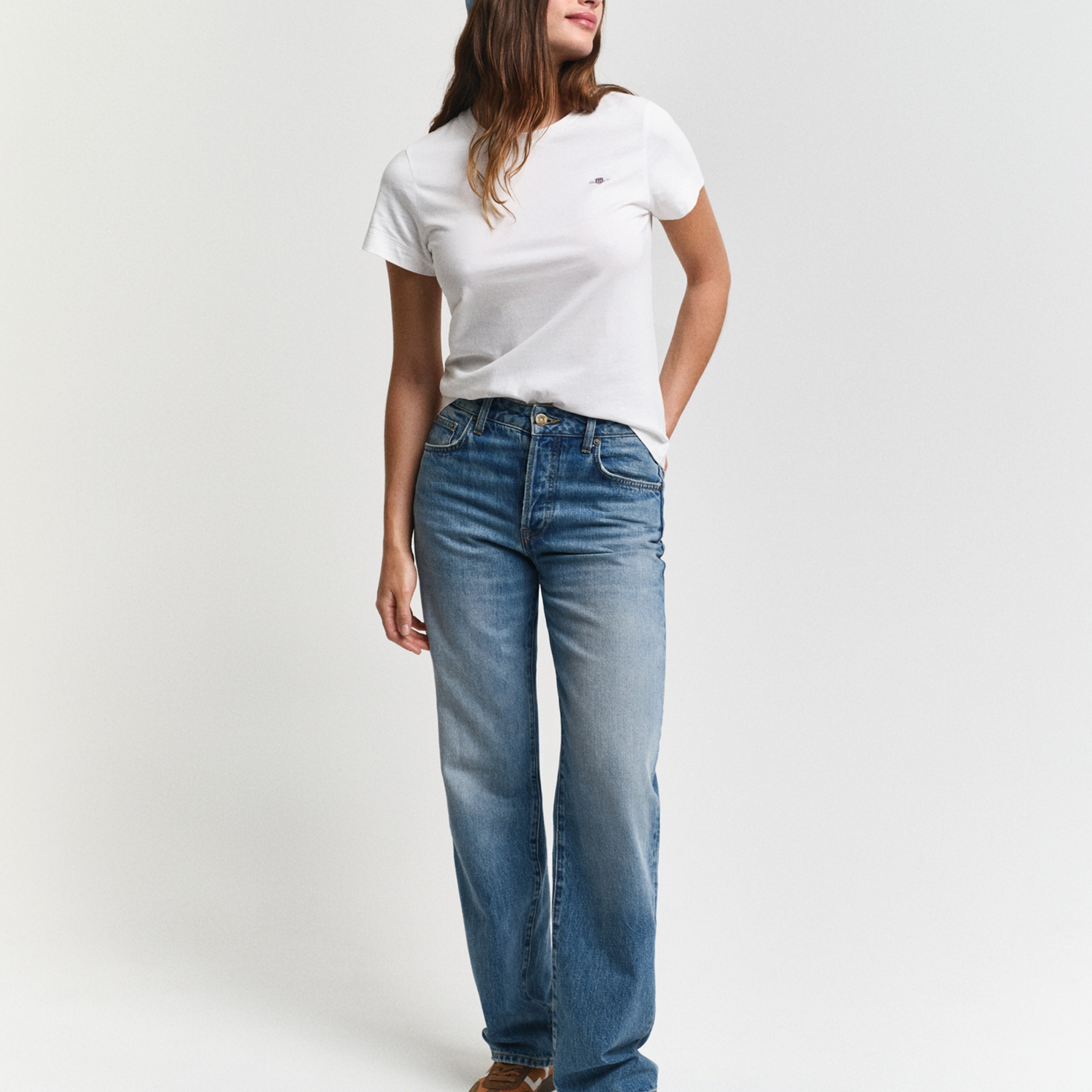 GANT Kadın Beyaz Regular Fit Bisiklet Yaka T-Shirt