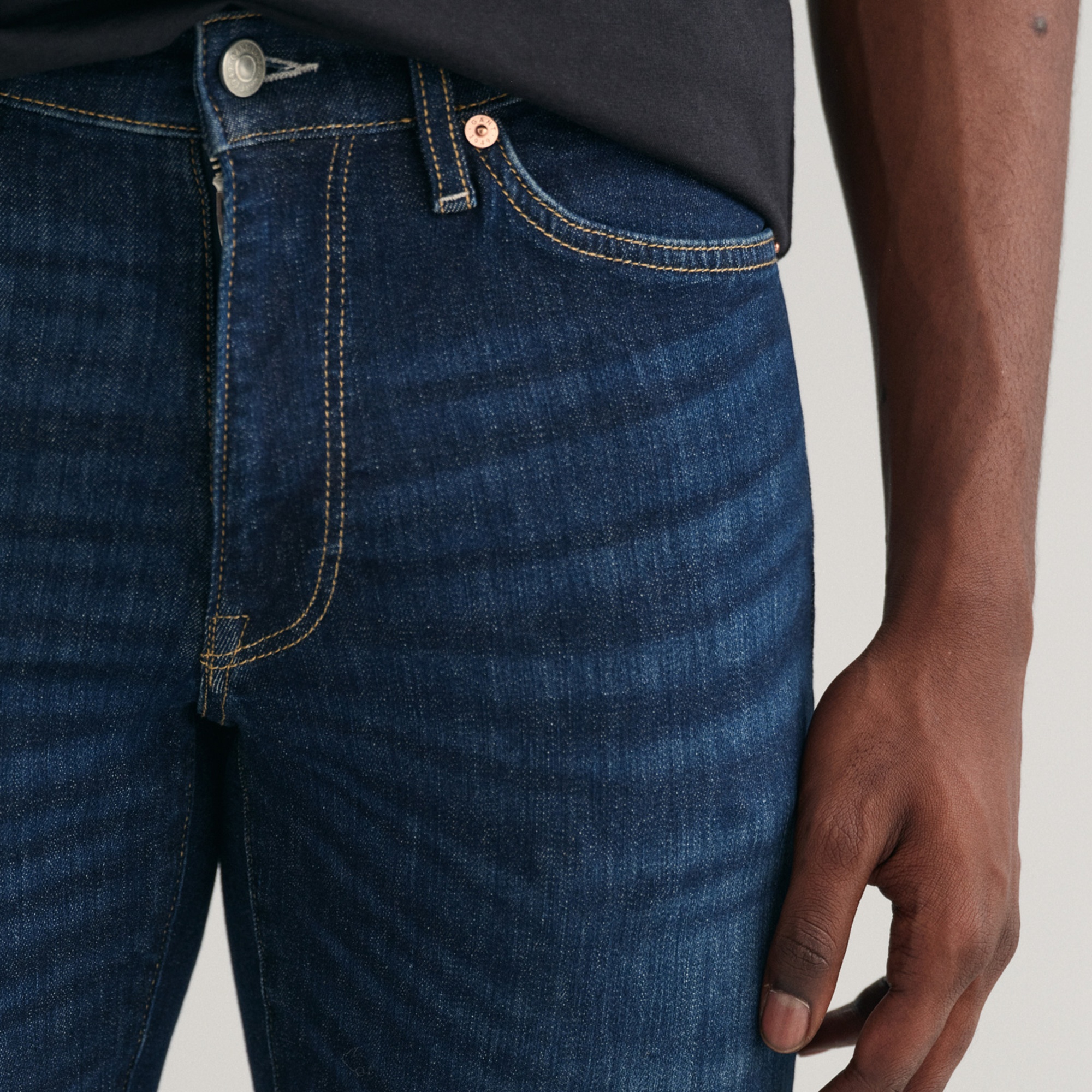 GANT Erkek Lacivert Extra Slim Fit Active Recover Jean