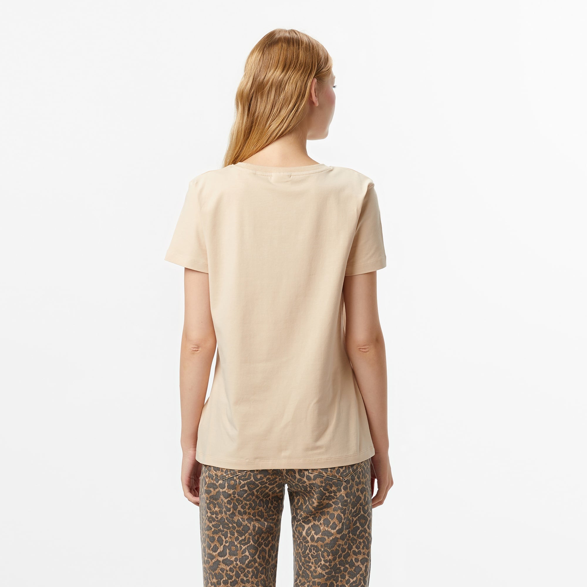 Guess Briana Regular Fit Kadın Bej T-Shirt