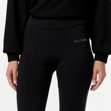  Guess Margot Slim Fit Kadın Siyah Eşofman Altı