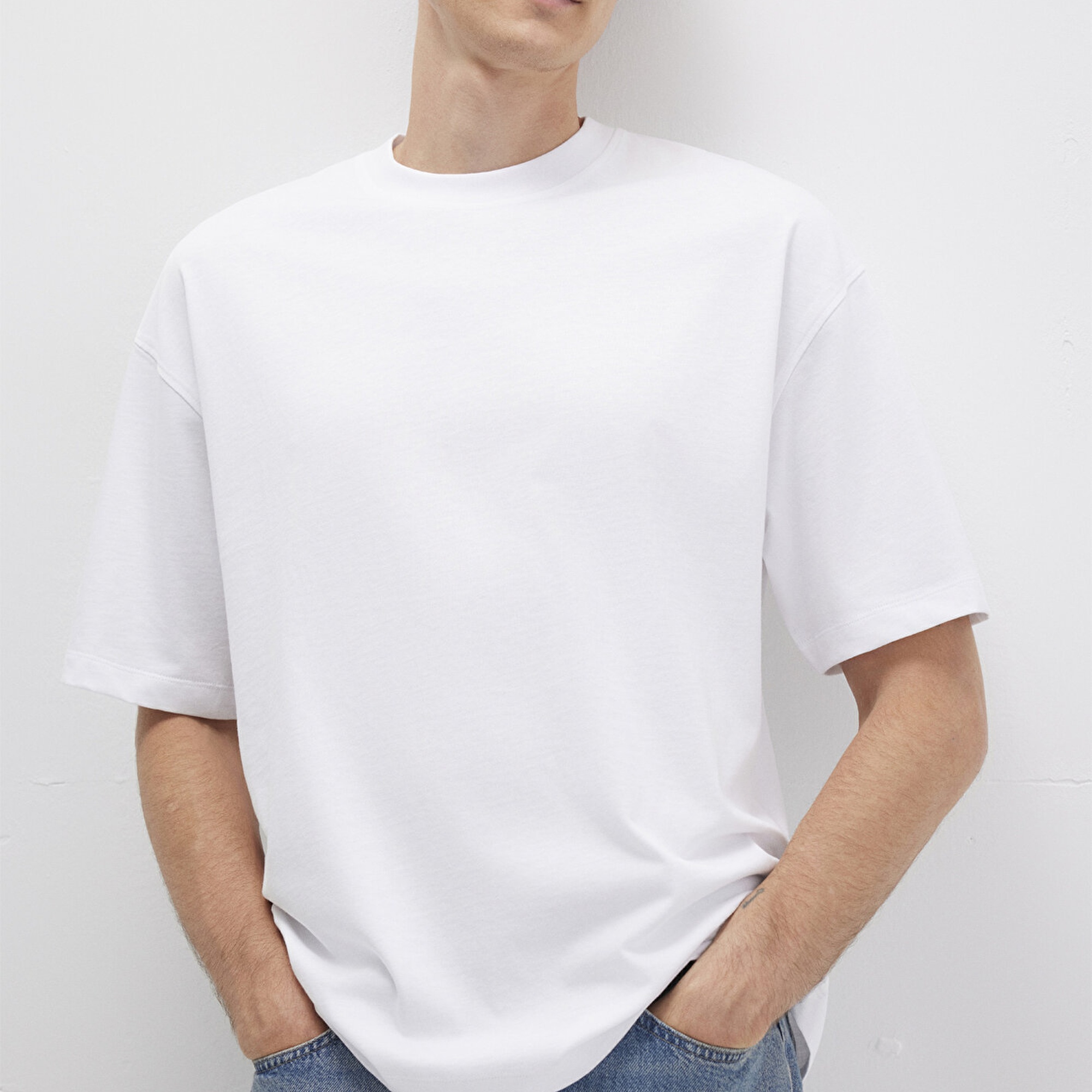 Mavi Bisiklet Yaka Siyah Basic Tişört Oversize / Geniş Kesim 0613113-620