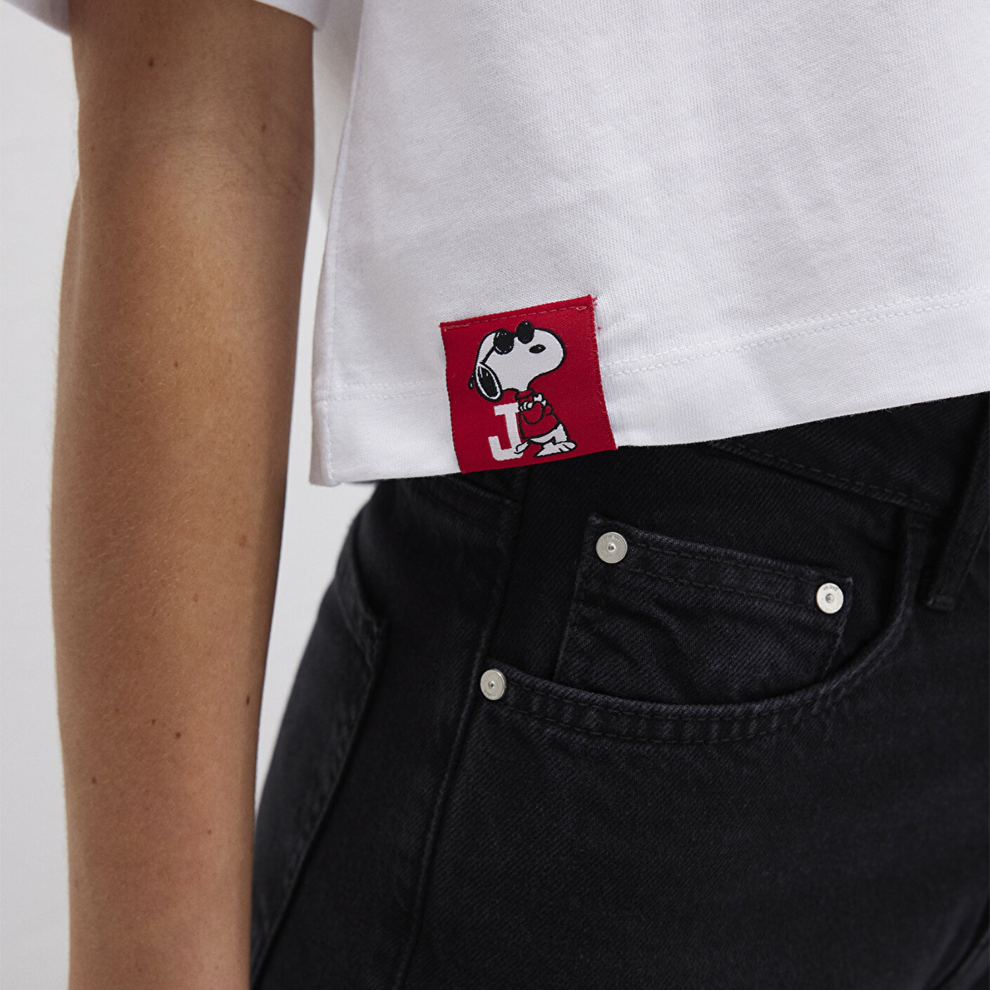 Mavi Snoopy Baskılı Beyaz Tişört Boxy Fit 1613669-620